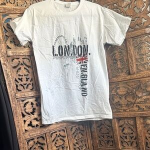 Fruit of the Loom White London Graphic Tee with Red Accent